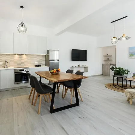 Mediterranean Harmony Apartment